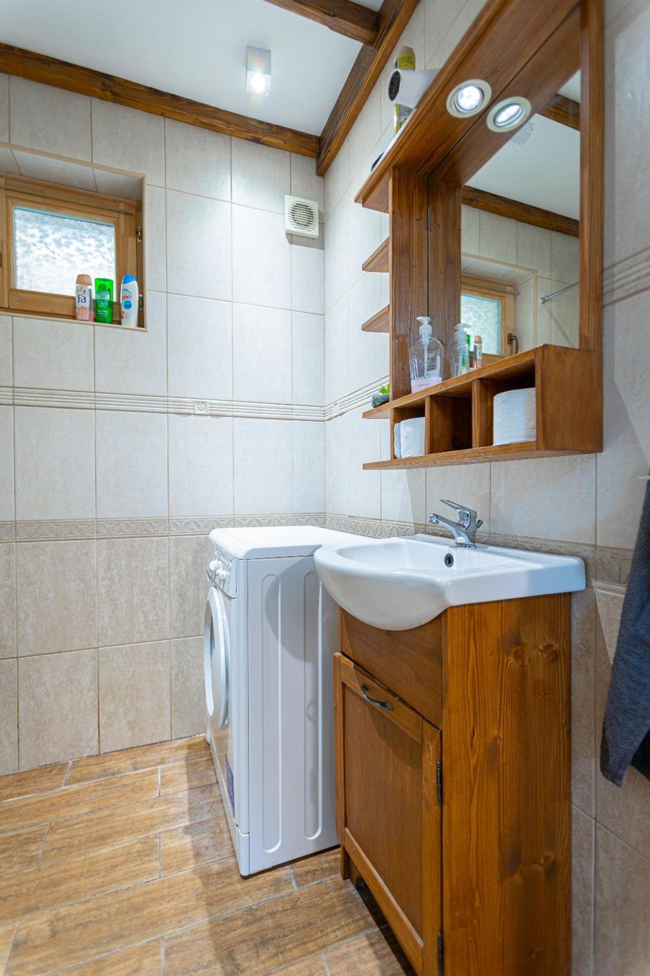 Appartamento Cosy Flat With Balcony Budapest Esterno foto