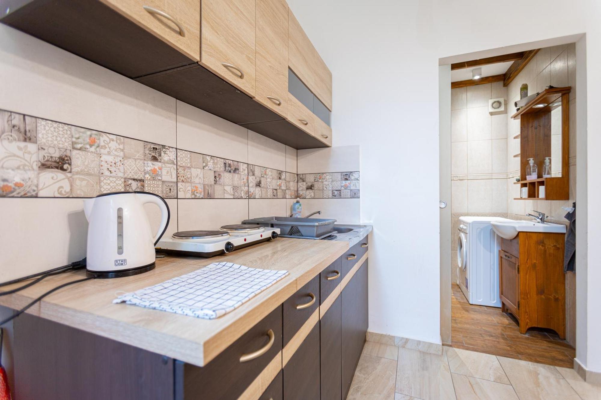 Appartamento Cosy Flat With Balcony Budapest Esterno foto
